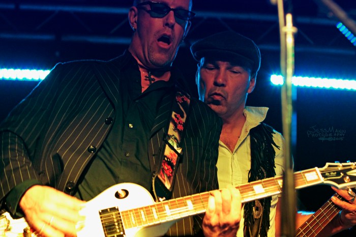 MurderBirds_047bigsig